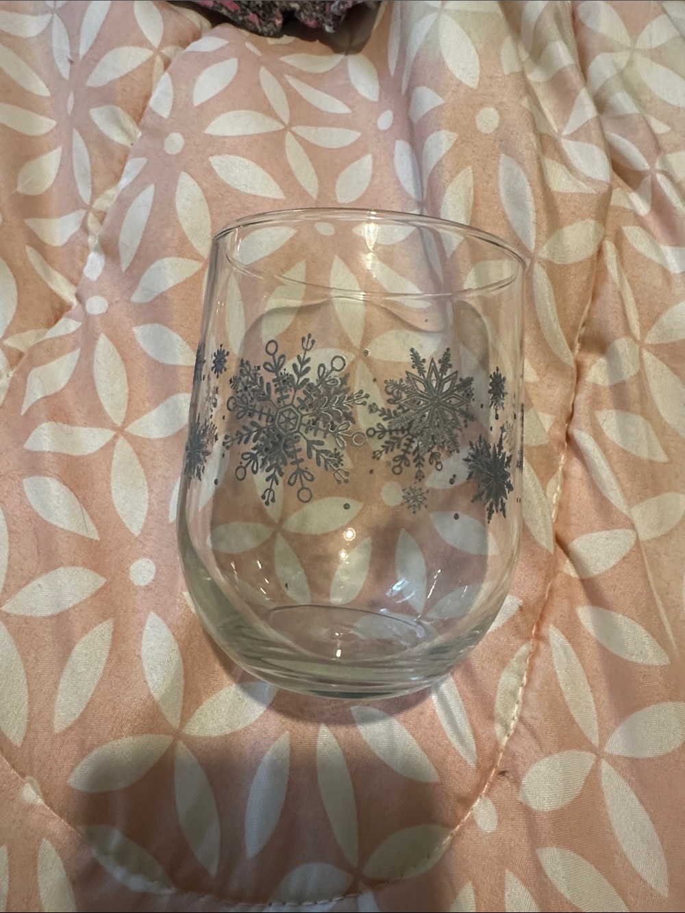 Holiday Snowflake Stemless Wine Glass - Silver Snowflake Design